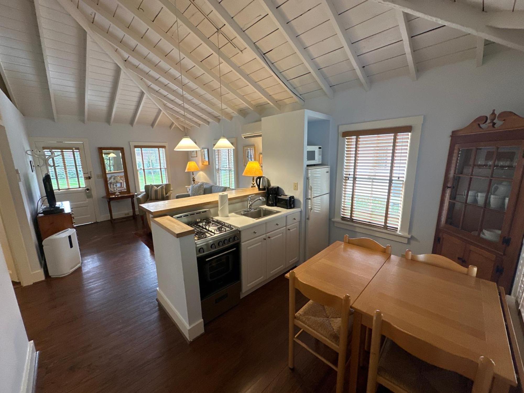 The 1708 House Bed and breakfast *