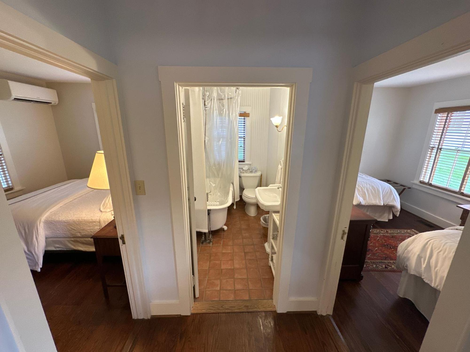 The 1708 House Bed and breakfast *